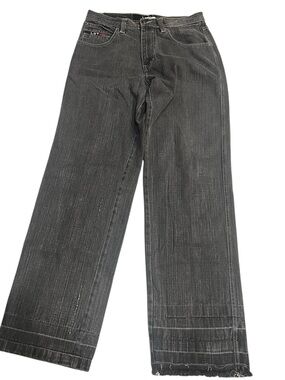 Lot 29 baggy denim jeans with embroidered logo patch on the front pocket size 34